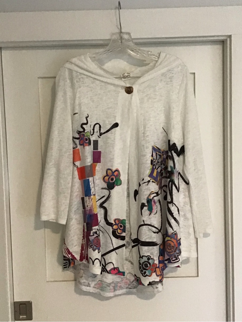 White Hooded Button-Front Graphic Floral Pullover